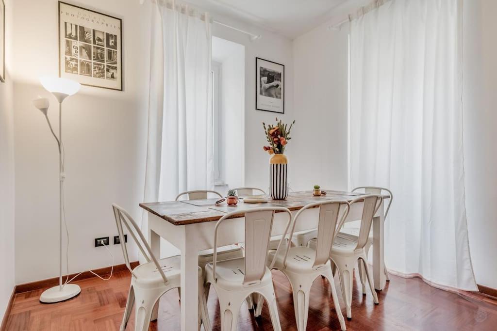 Appartement Casa Del Borgo Elegant 200 M From The Vatican 8/pax Rome