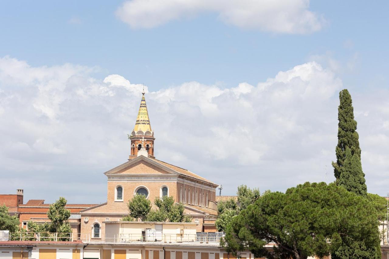 Colosseo Modern By In Apartment Rome