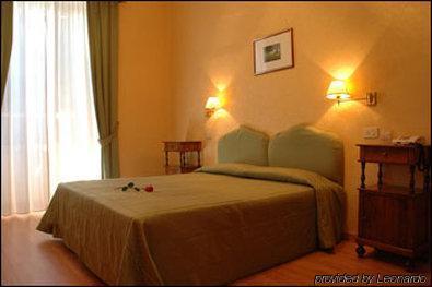 Fiori 2* Roma