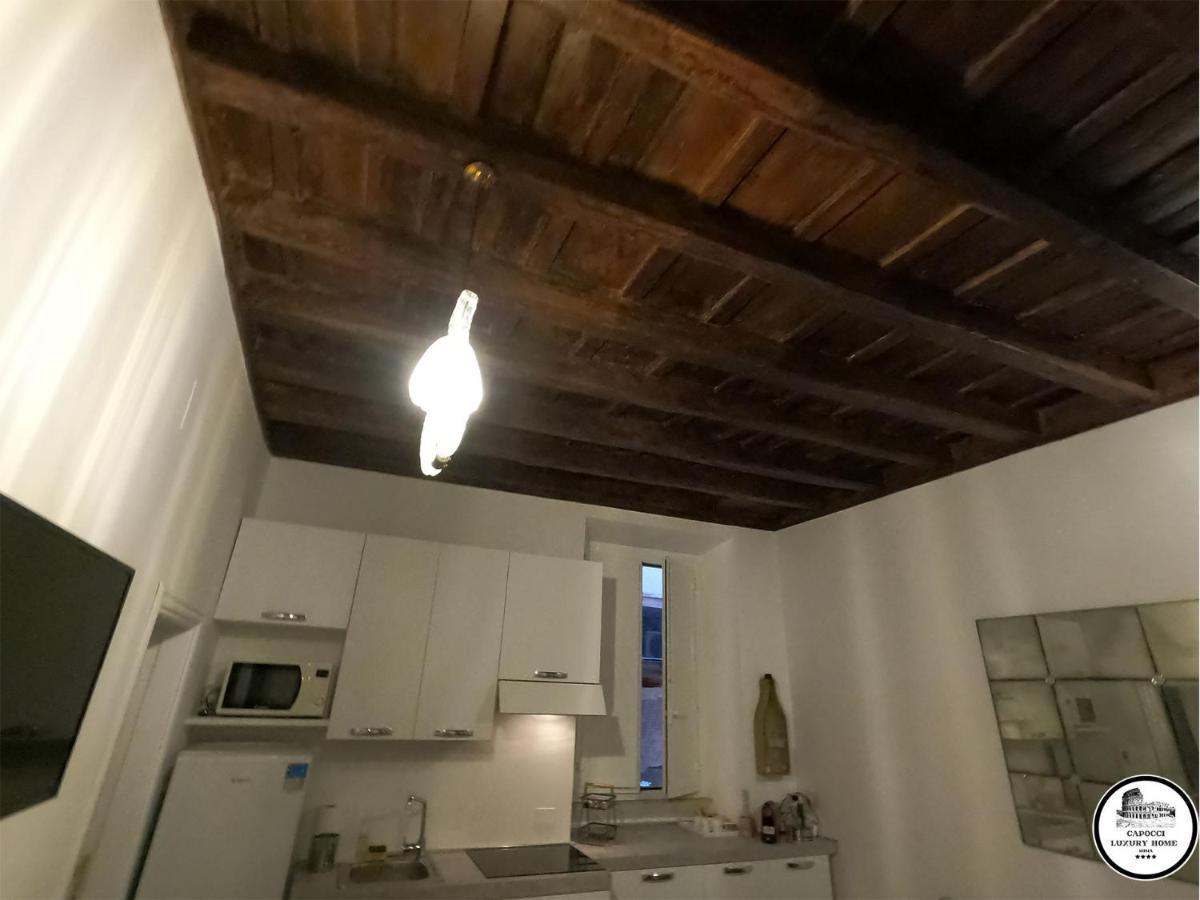 Apartment Capocci Luxury Rome