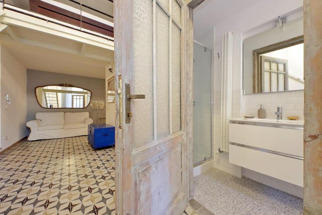 Apartment Bright Flat With Wonderful Views In The Centre