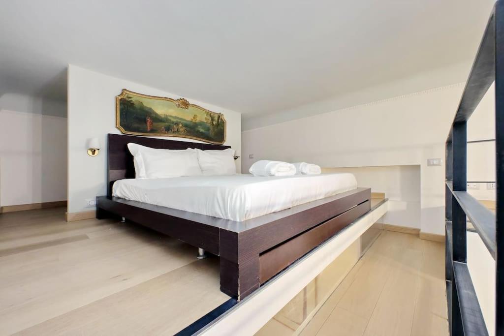 Bright Flat With Wonderful Views In The Centre Rome