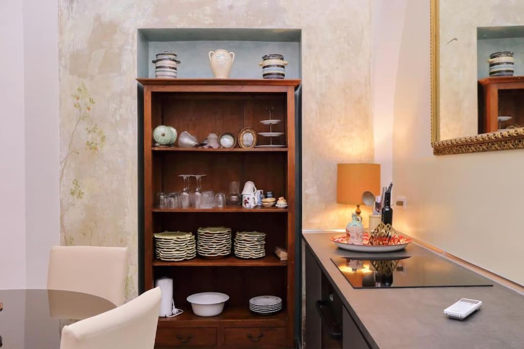 Bright Flat With Wonderful Views In The Centre *