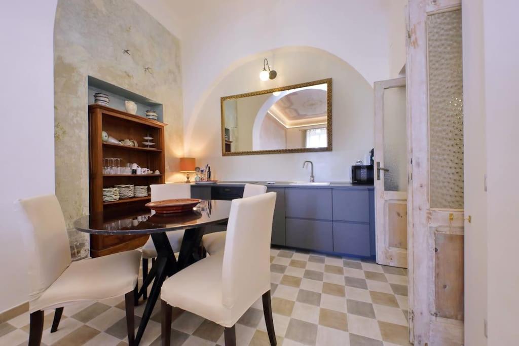 Apartment Bright Flat With Wonderful Views In The Centre *