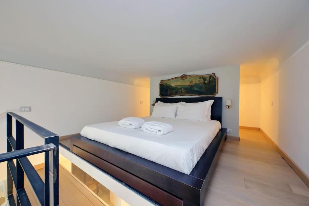 Bright Flat With Wonderful Views In The Centre Apartment