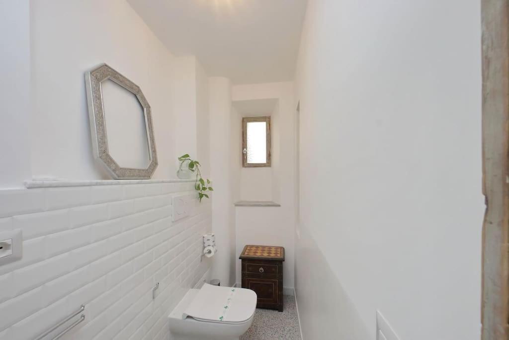 Apartment Bright Flat With Wonderful Views In The Centre Rome