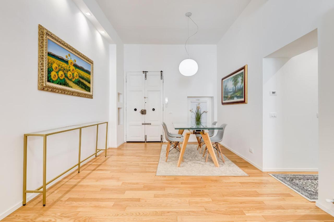 Apartment Opera Exclusive House By Premium Collection *