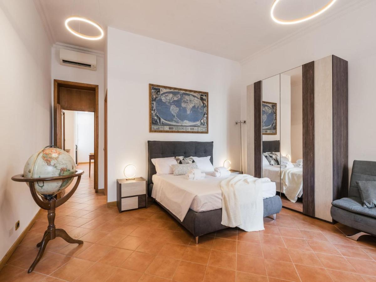 The Rent - Three-bedroom Near The Quirinale *