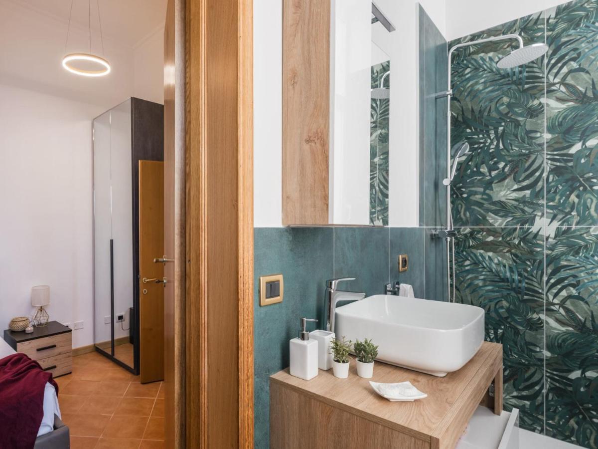 Apartment The Rent - Three-bedroom Near The Quirinale Rome