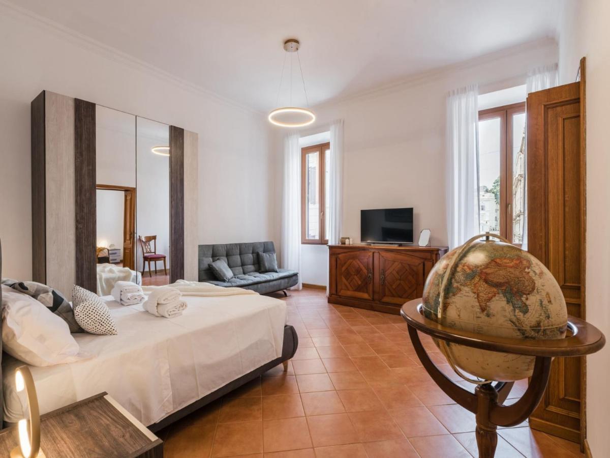 The Rent - Three-bedroom Near The Quirinale Rome