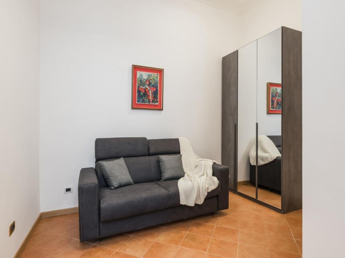 The Rent - Three-bedroom Near The Quirinale