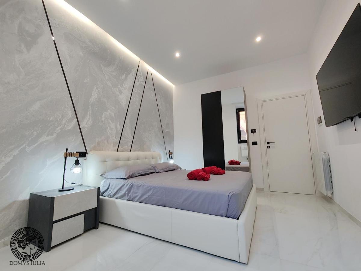 Domus Iulia - Colosseo Guest house