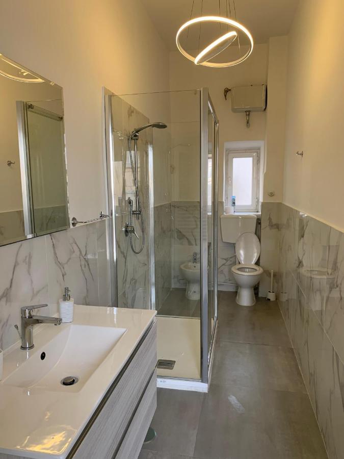 Tristar Family Apartment