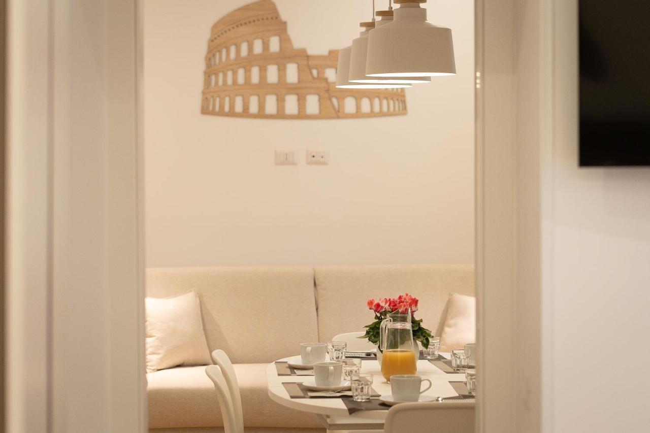 Colosseum Holidays - Three-bedroom * Roma