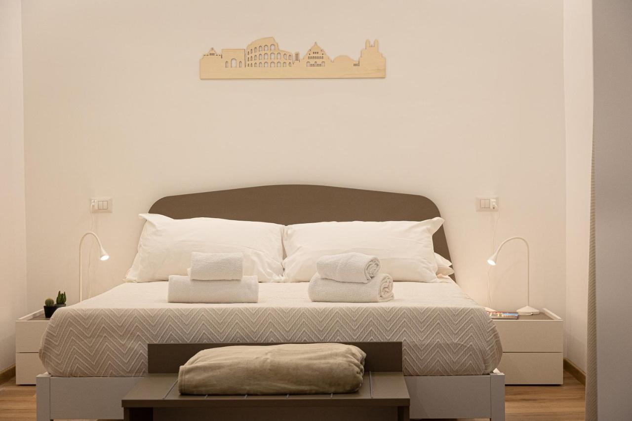 Colosseum Holidays - Three-bedroom