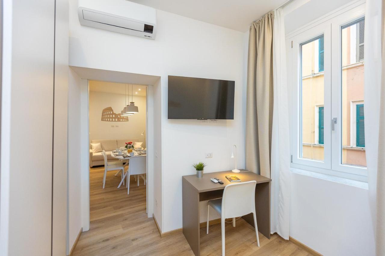 Colosseum Holidays - Three-bedroom Roma