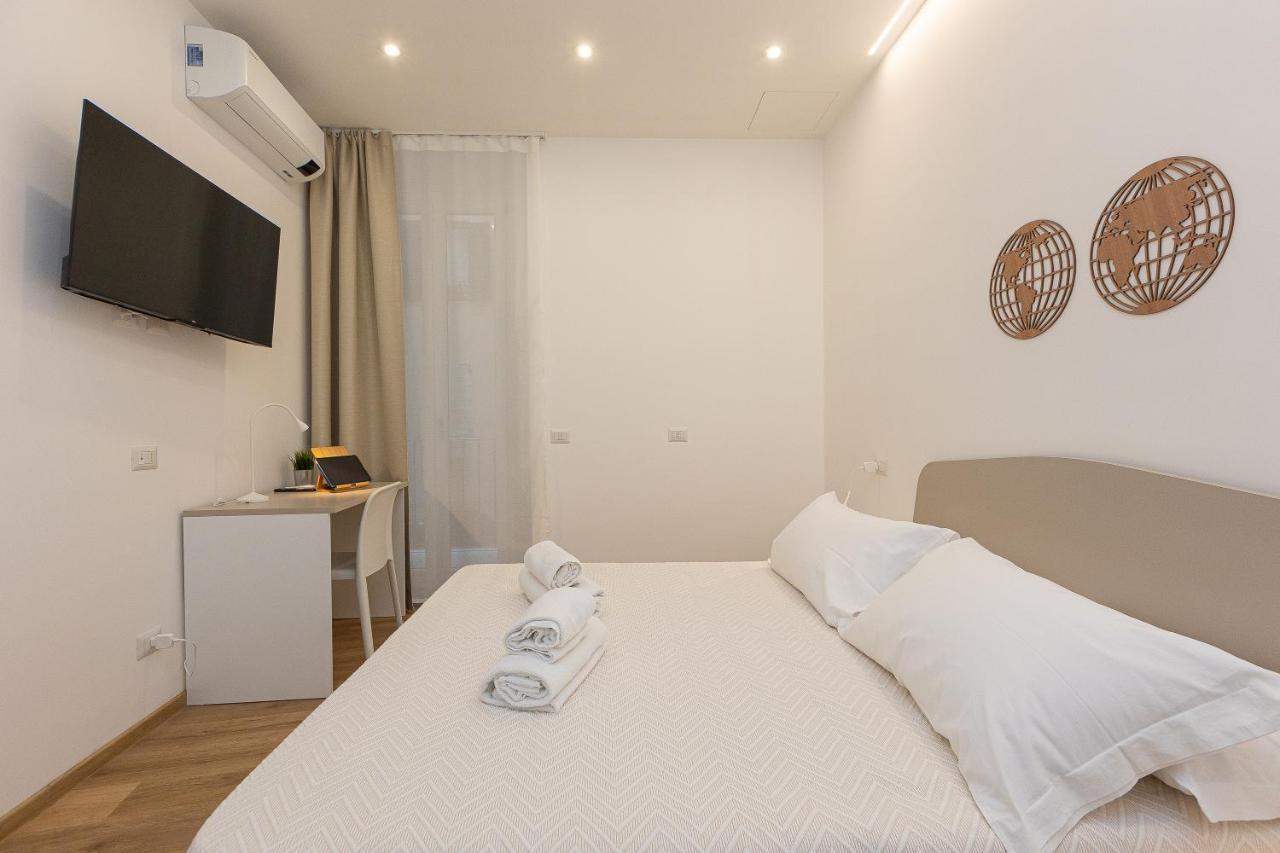 Colosseum Holidays - Three-bedroom Appartamento *