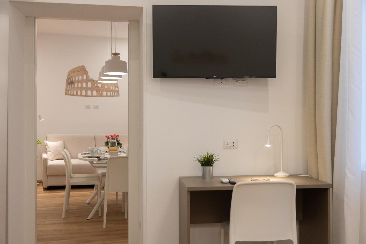 Appartamento Colosseum Holidays - Three-bedroom Roma