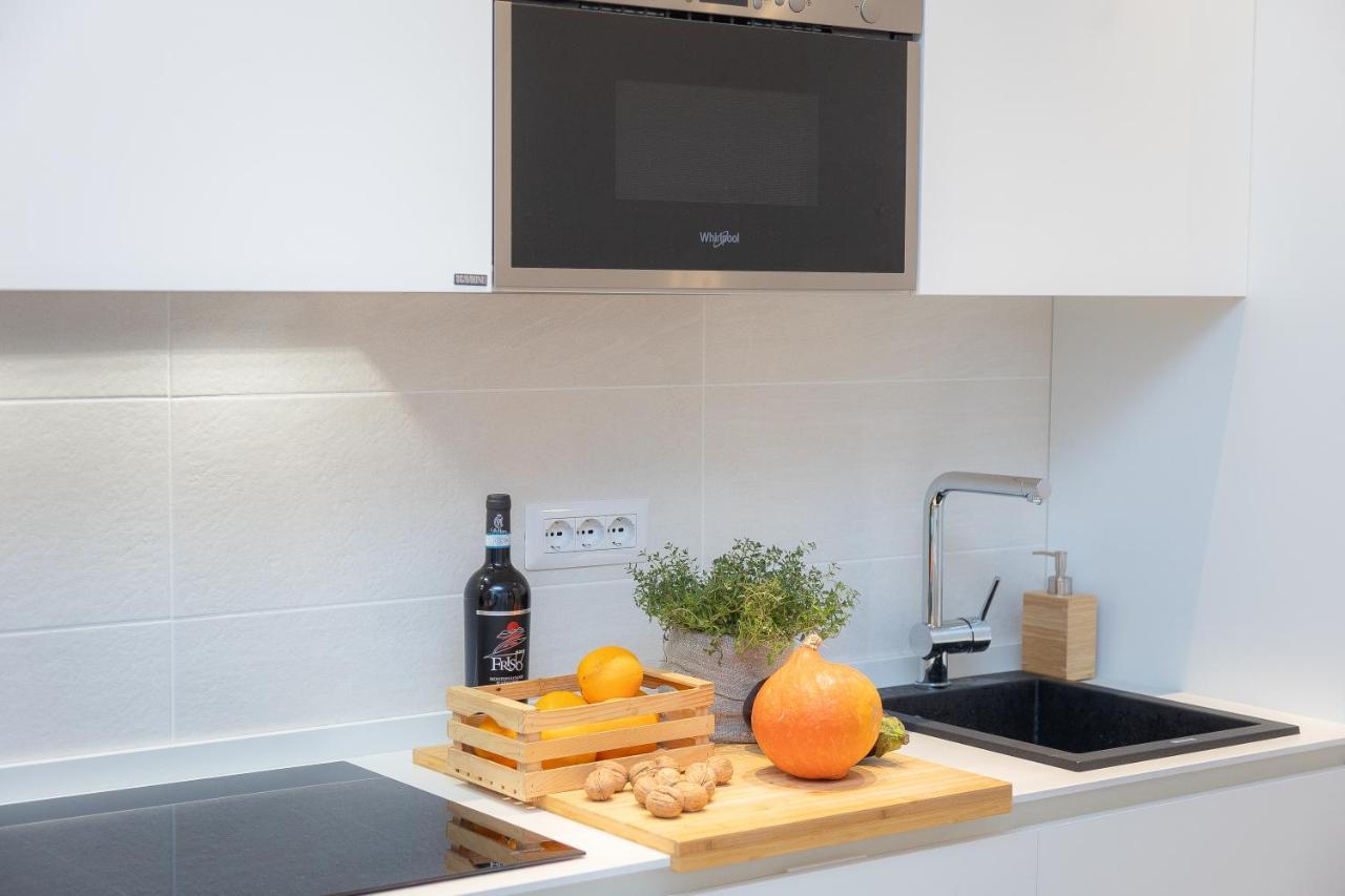 Colosseum Holidays - Three-bedroom Appartamento *