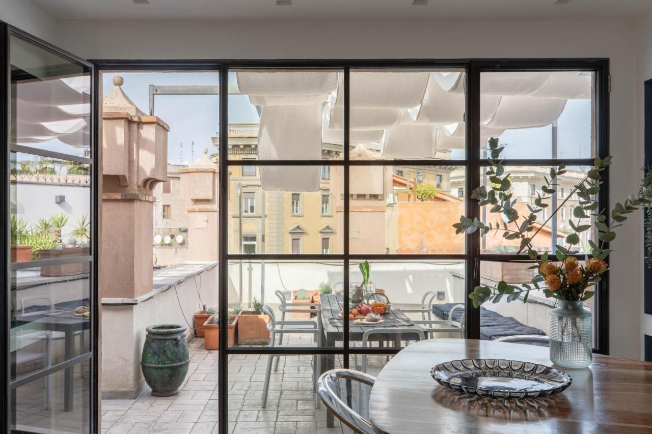 Iflat Navona's Penthouse With Stunning View * Rome