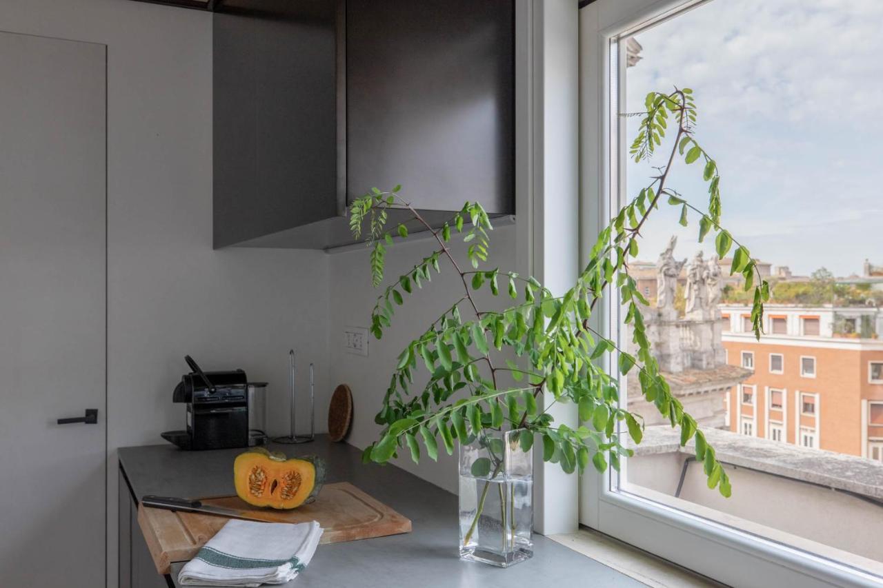 Iflat Navona's Penthouse With Stunning View * Rome
