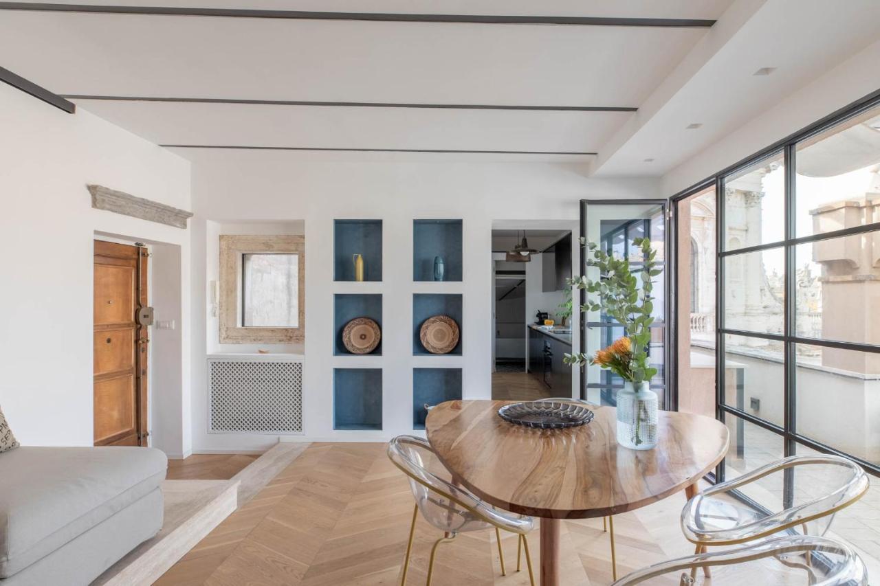 Iflat Navona's Penthouse With Stunning View * Rome