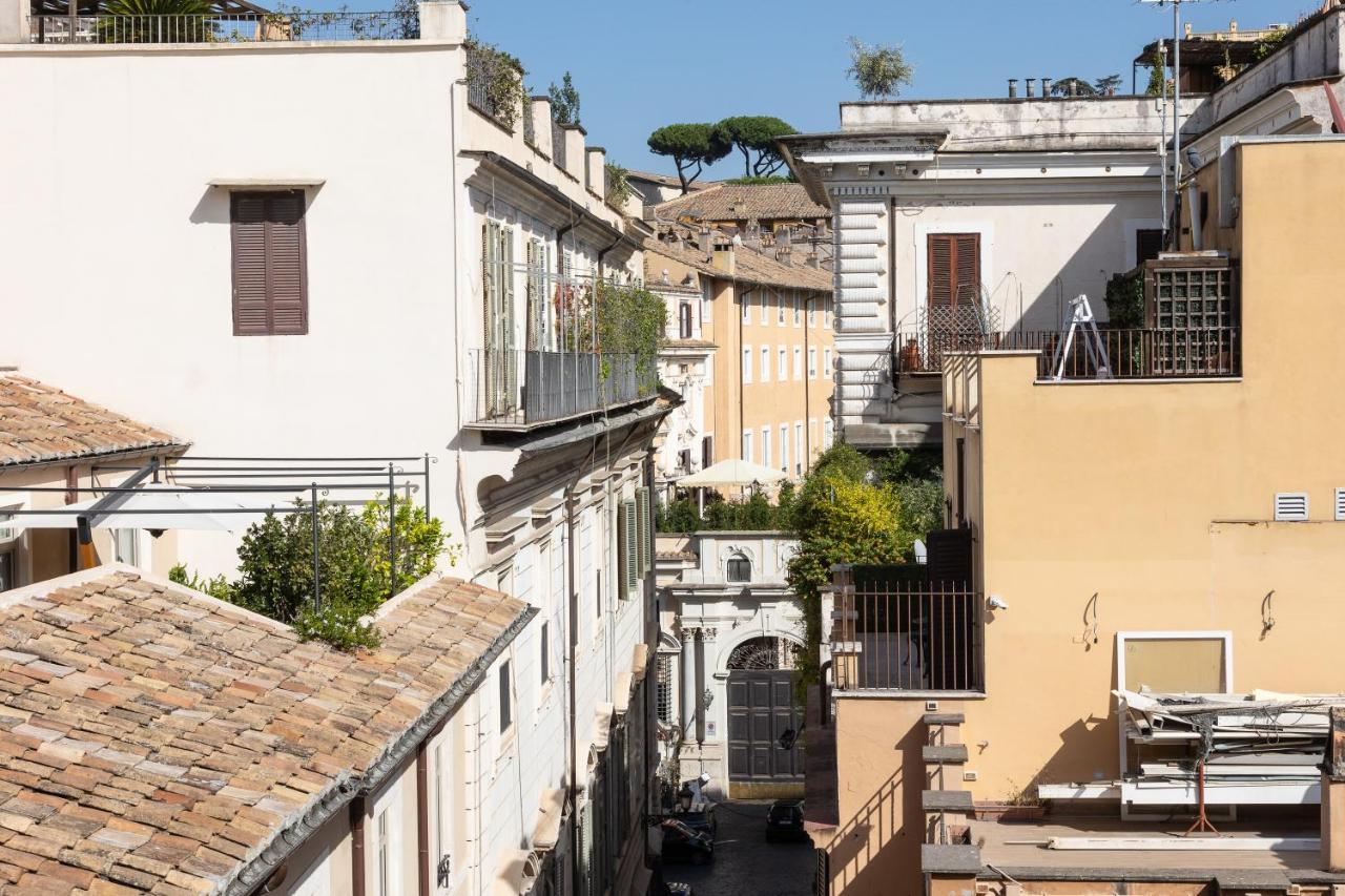 Apartment Amazing Piazza Venezia With Jacuzzi And Terrace Rome