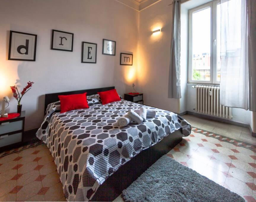 Red House Ostiense Historic Building Appartement Rome