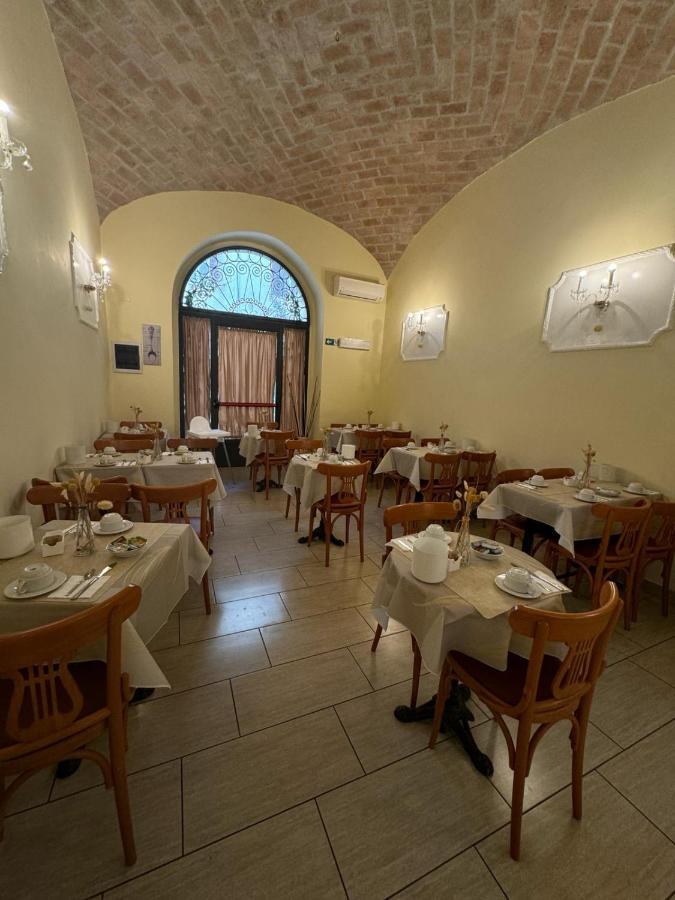 Hotel Romantica Rome