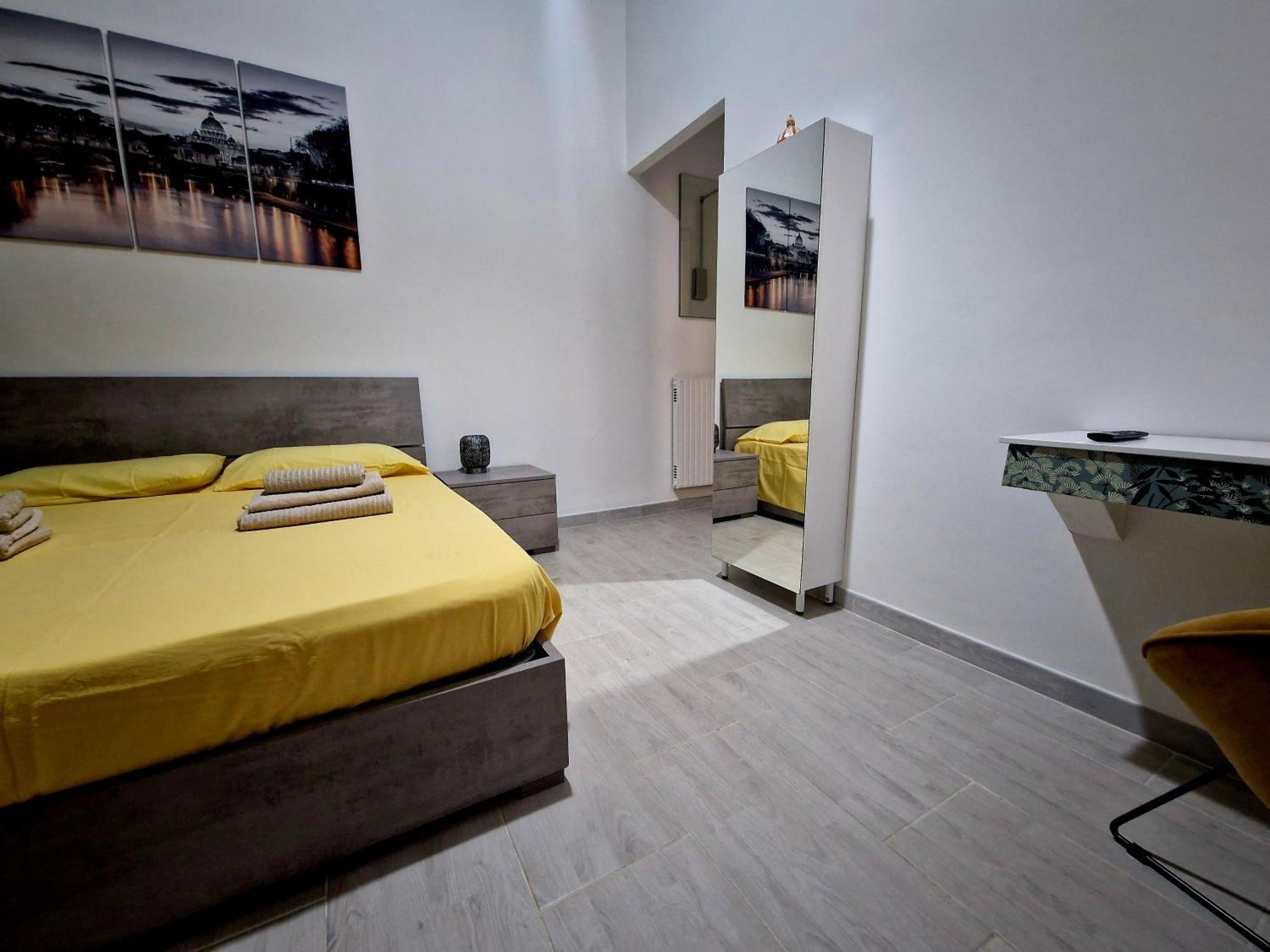 Gasthuis Tiburtina Keys - Rome