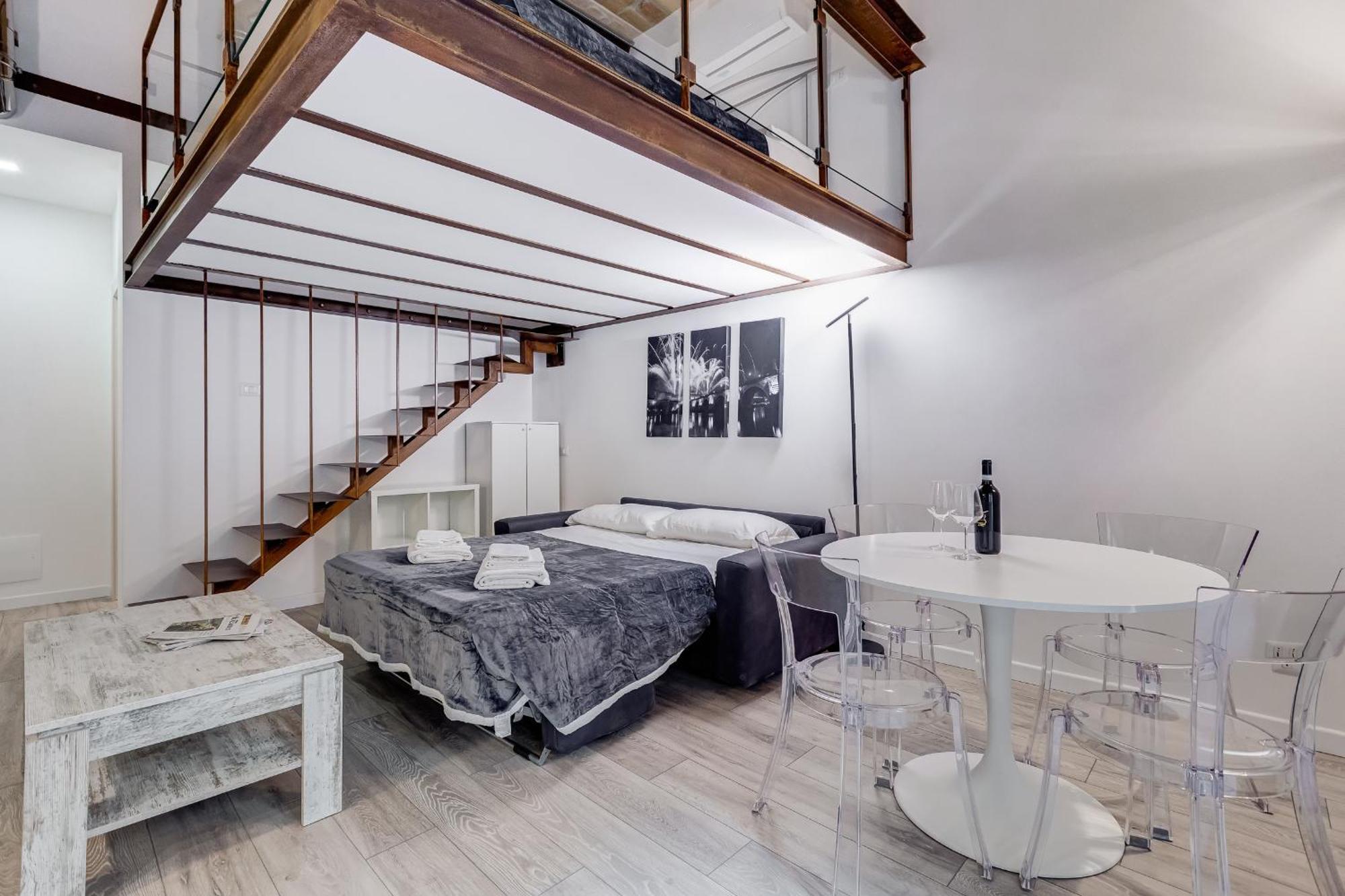 Inner House 3 *