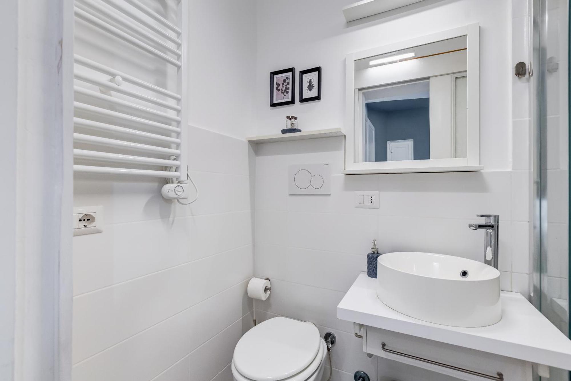 Apartment Bdc Alpha & Omega In Monti District With 2bath