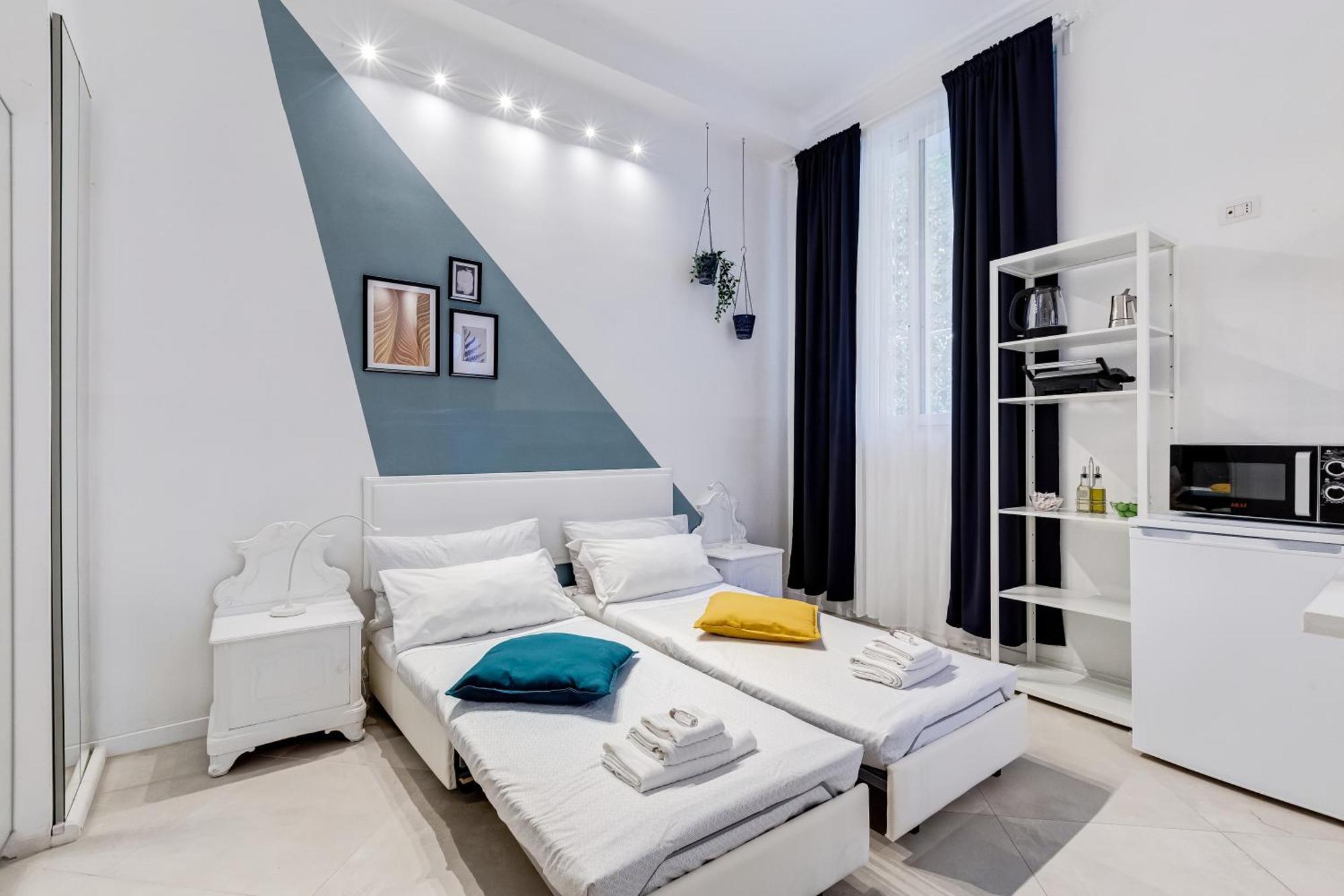 Bdc Alpha & Omega In Monti District With 2bath * Rome