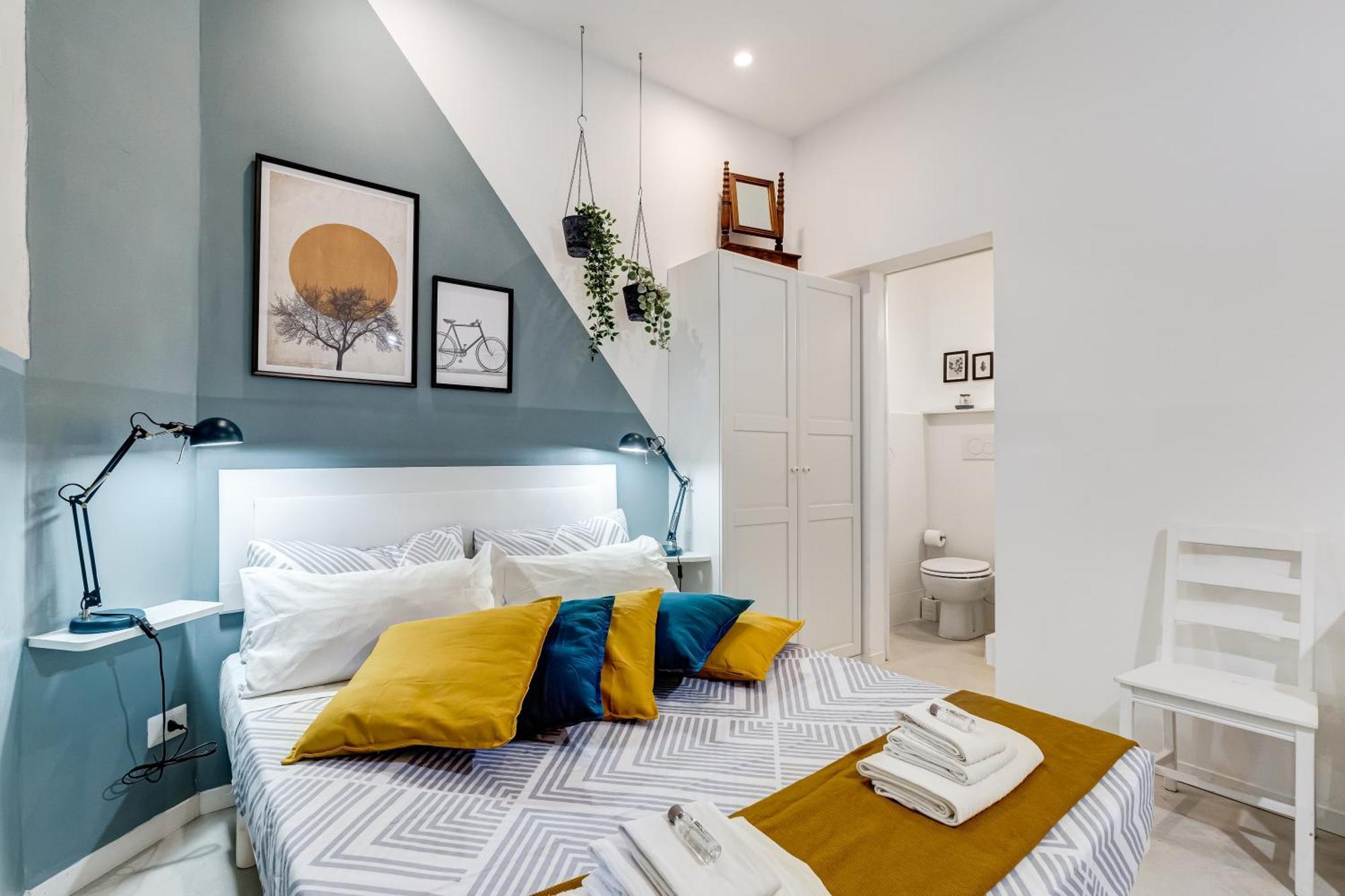 Bdc Alpha & Omega In Monti District With 2bath Rome