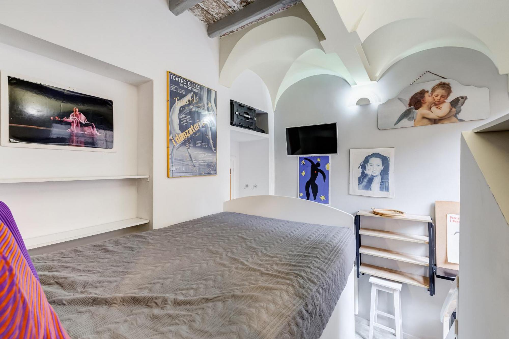 Trevi Art 3*
