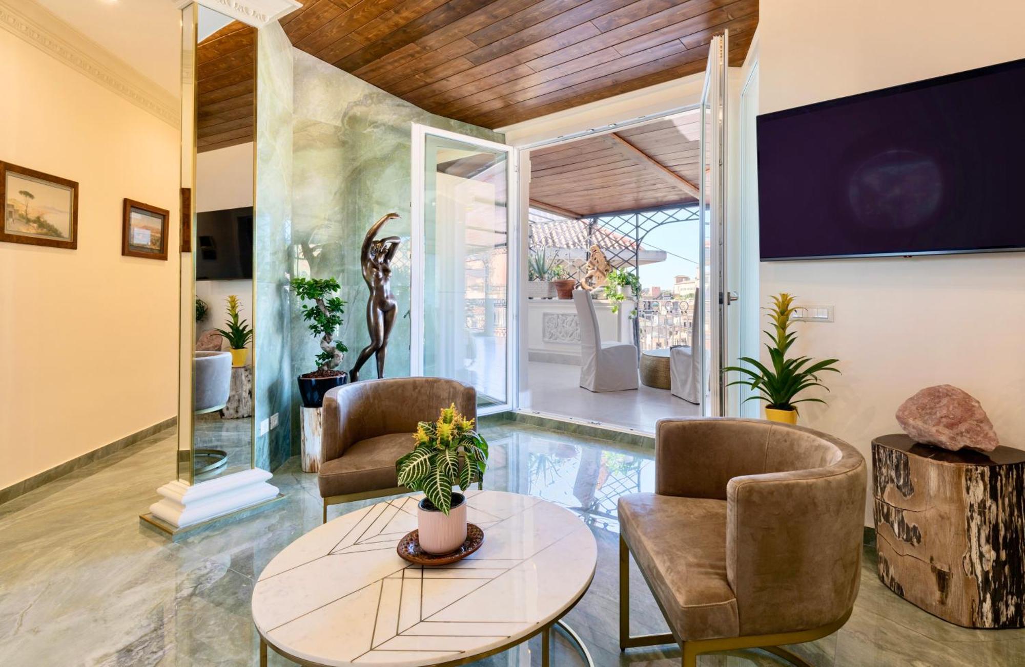 Atticus Forum Romanum Luxury Penthouse Apartment *