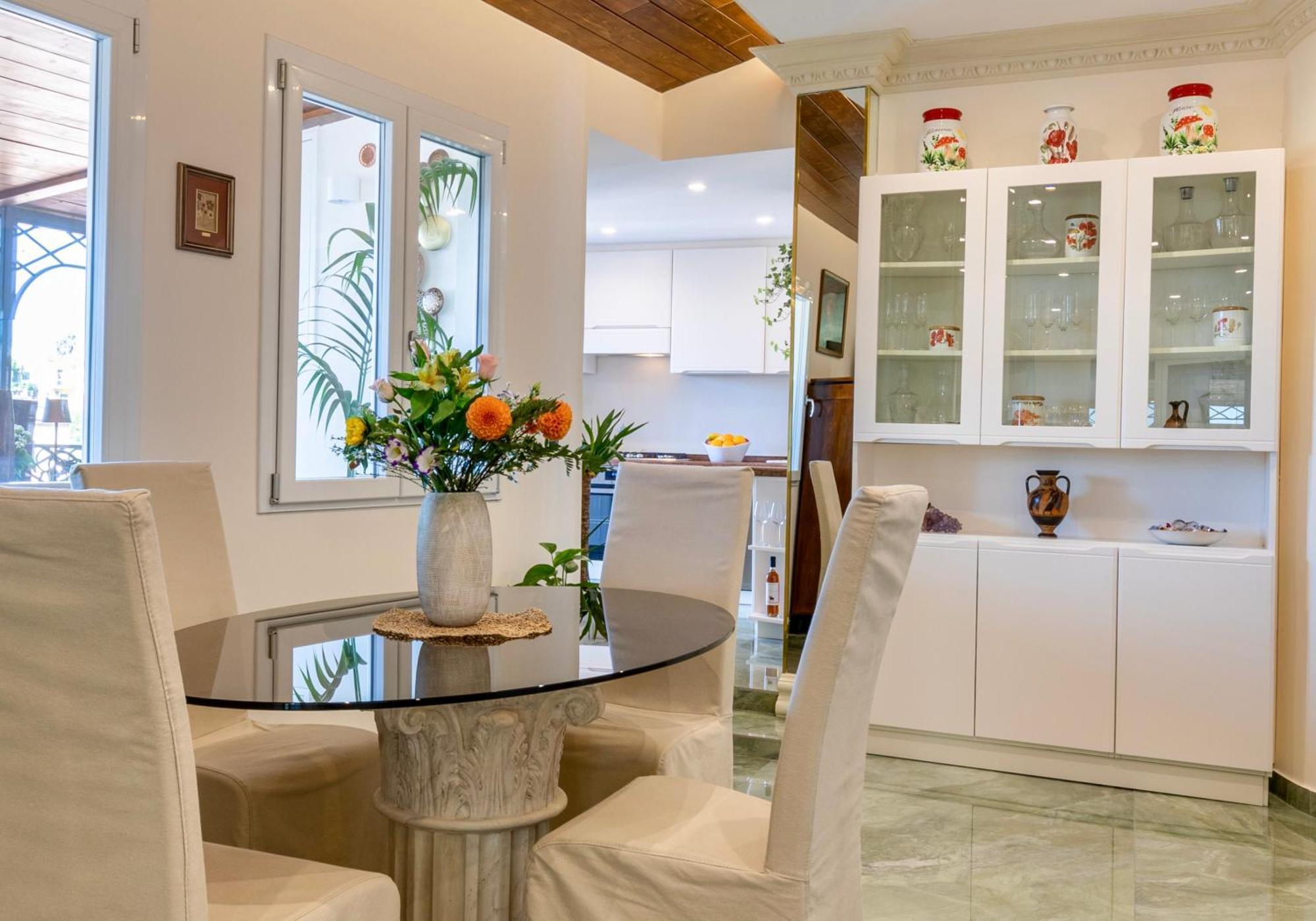 Apartment Atticus Forum Romanum Luxury Penthouse Rome