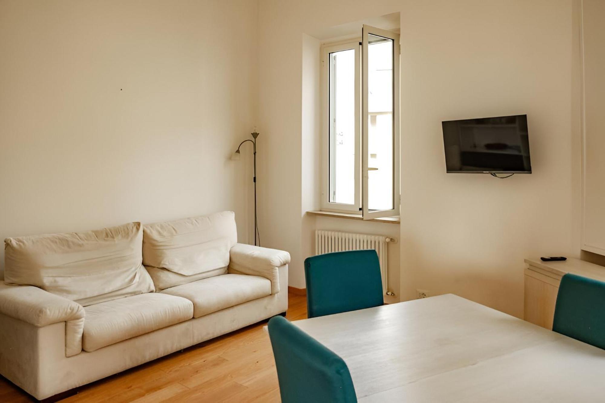 Apartment Clivo's 2 Buddyrent Rome