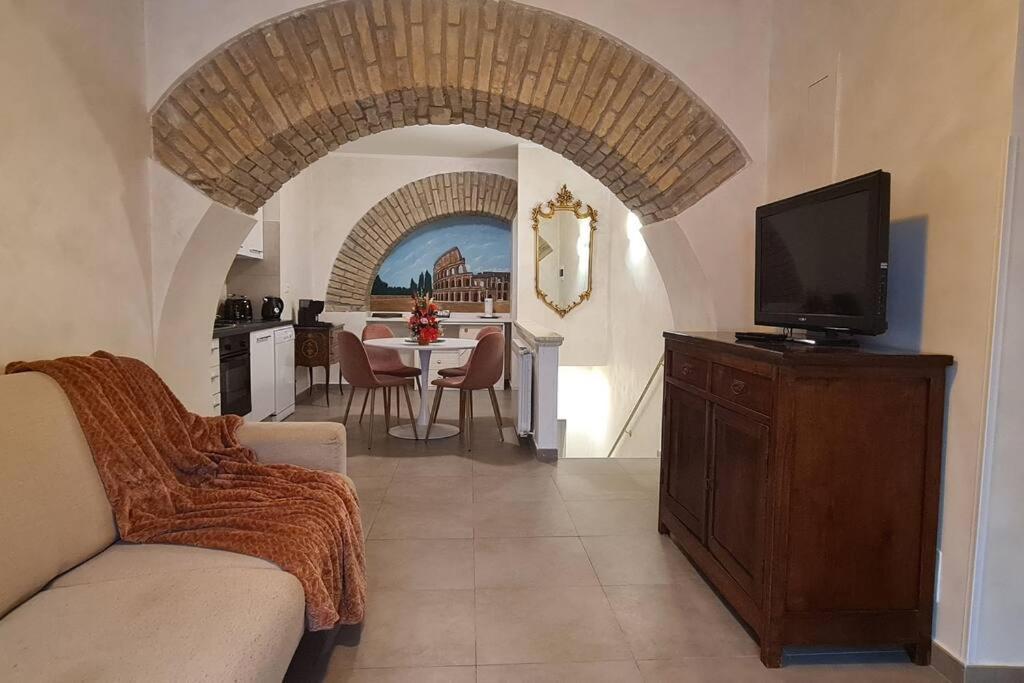 Apartment Mon Cheri Colosseo Rome