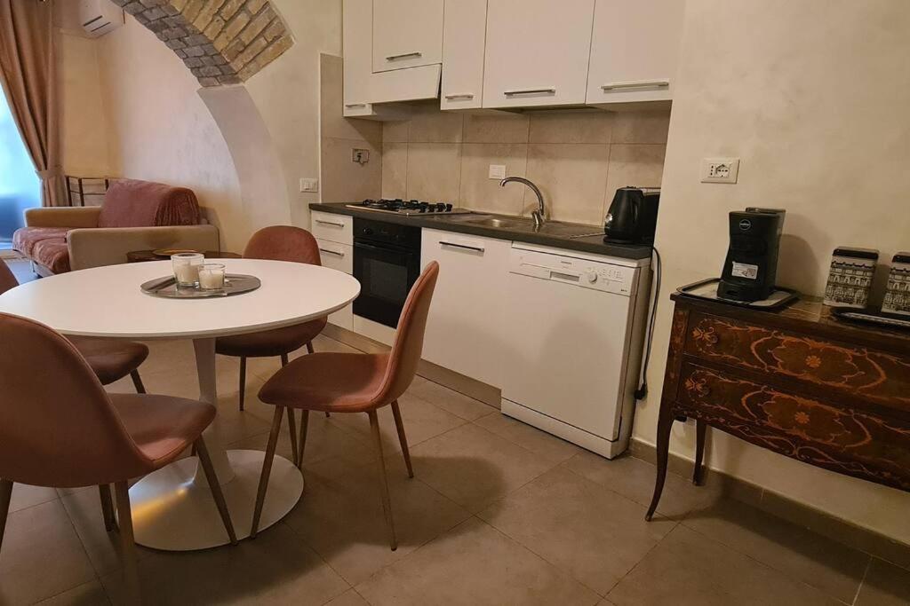 Mon Cheri Colosseo Apartment *