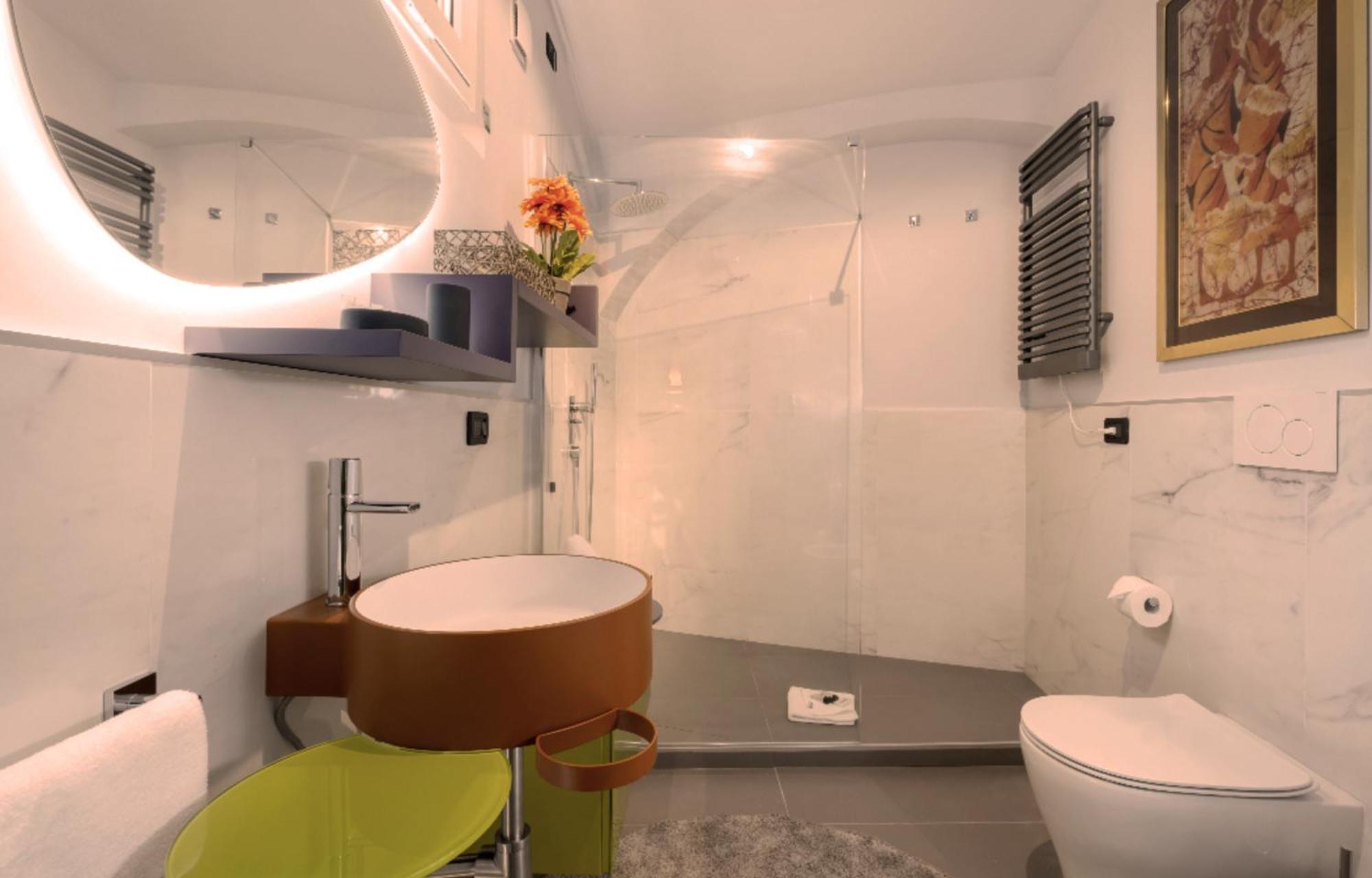Lata Rana Colosseum Luxury Loft *
