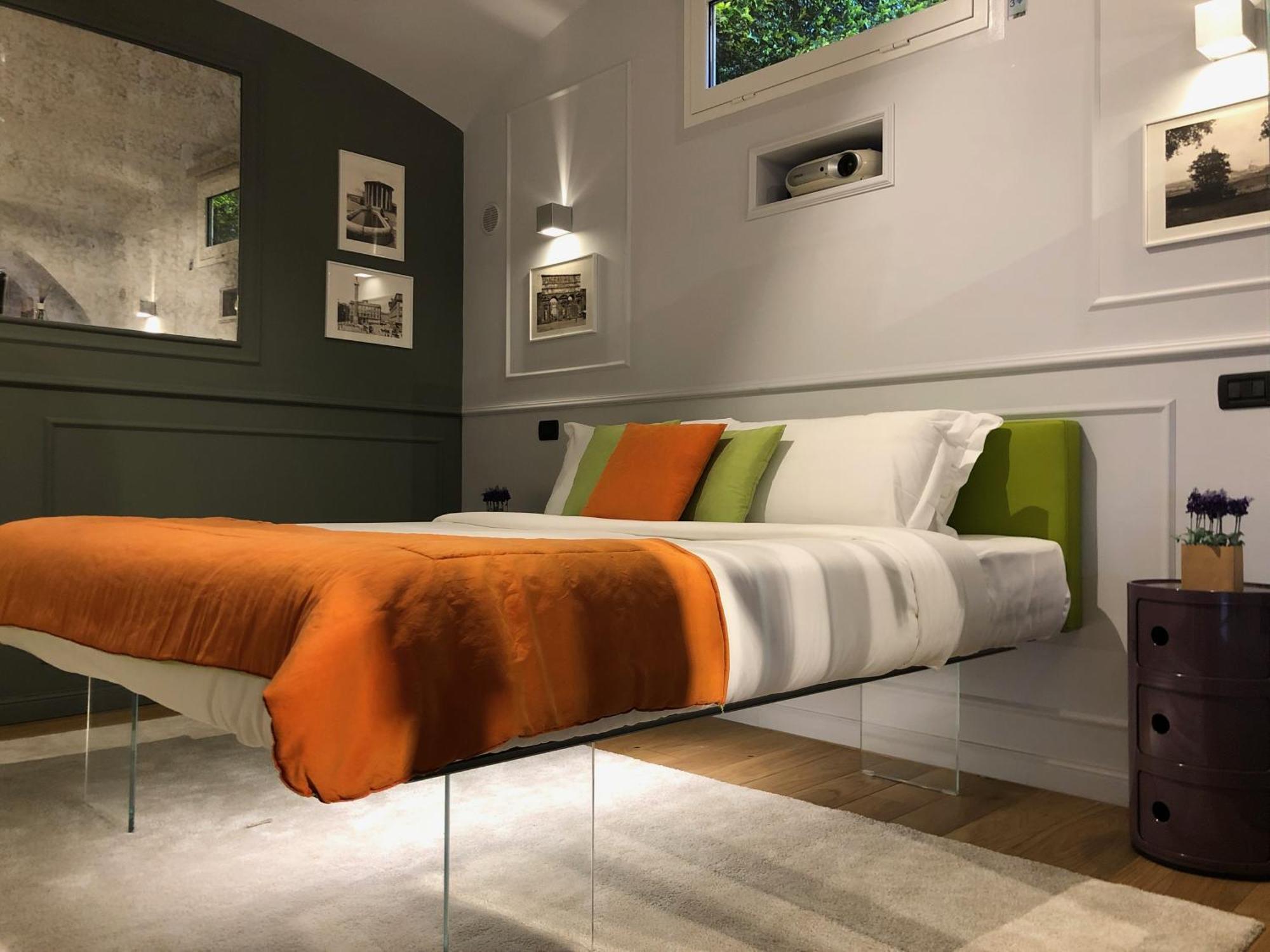 Lata Rana Colosseum Luxury Loft Rome