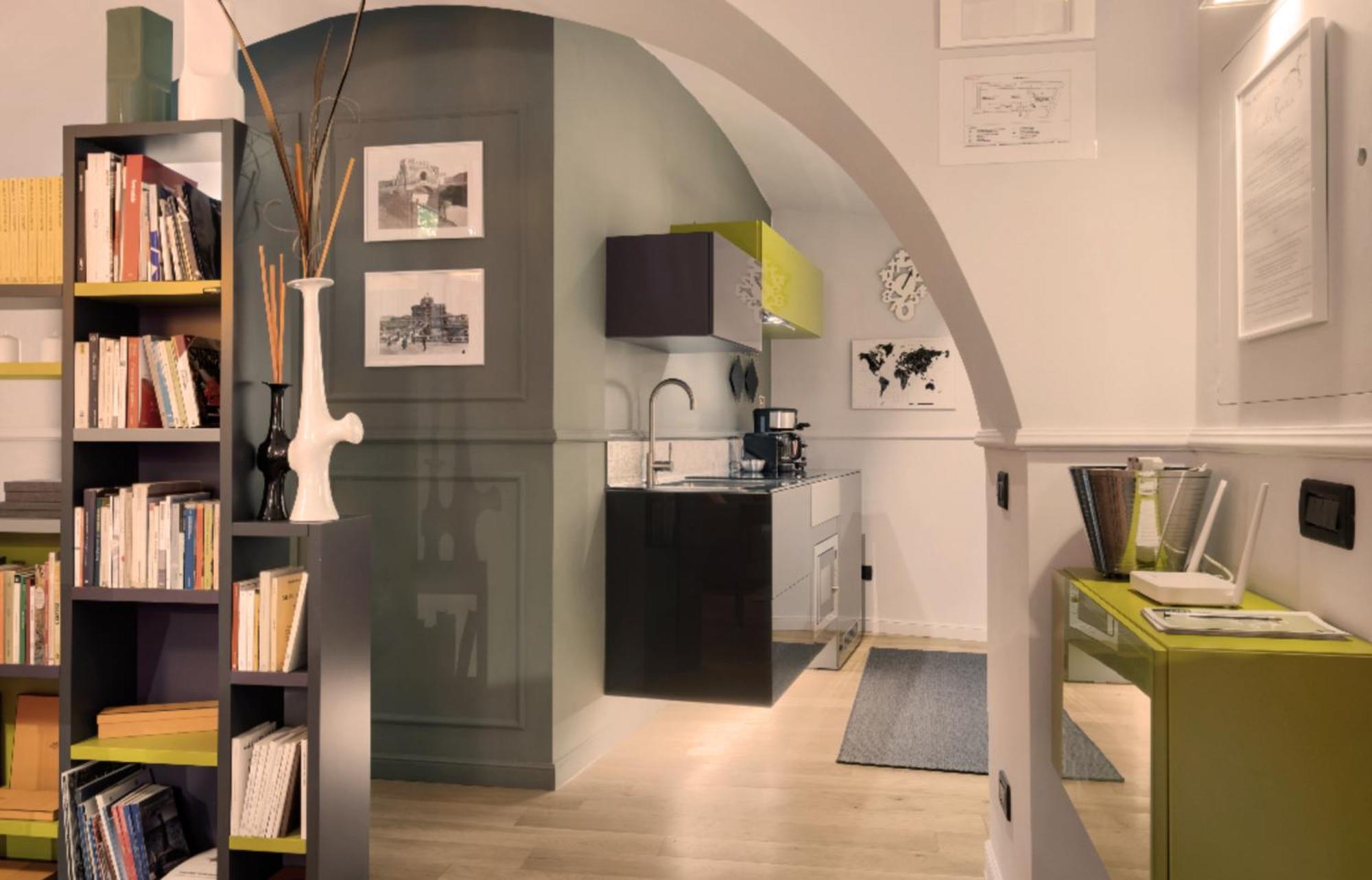 Lata Rana Colosseum Luxury Loft Apartment