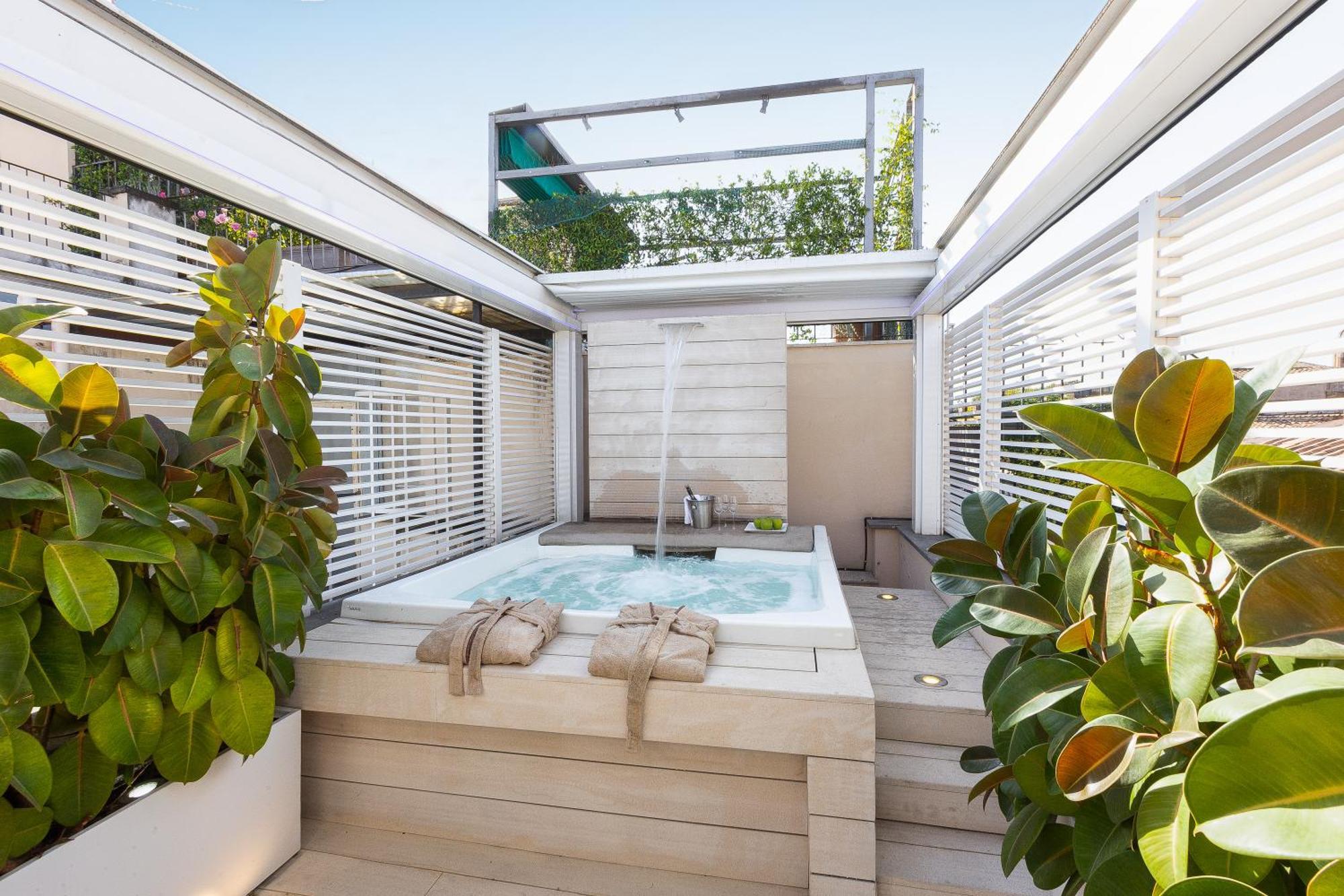 Apartment Amazing Piazza Venezia With Jacuzzi And Terrace *