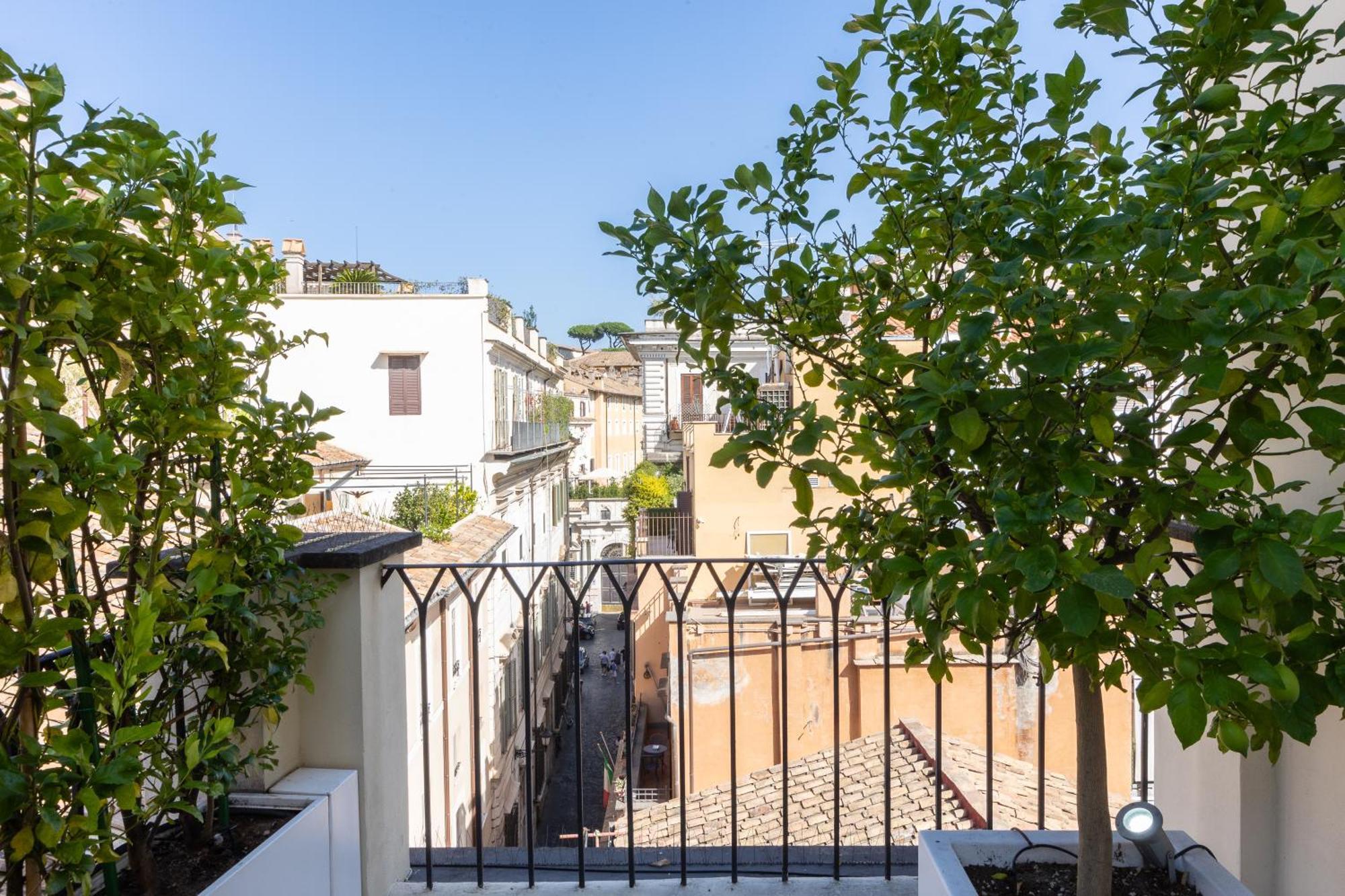 Amazing Piazza Venezia With Jacuzzi And Terrace Apartment