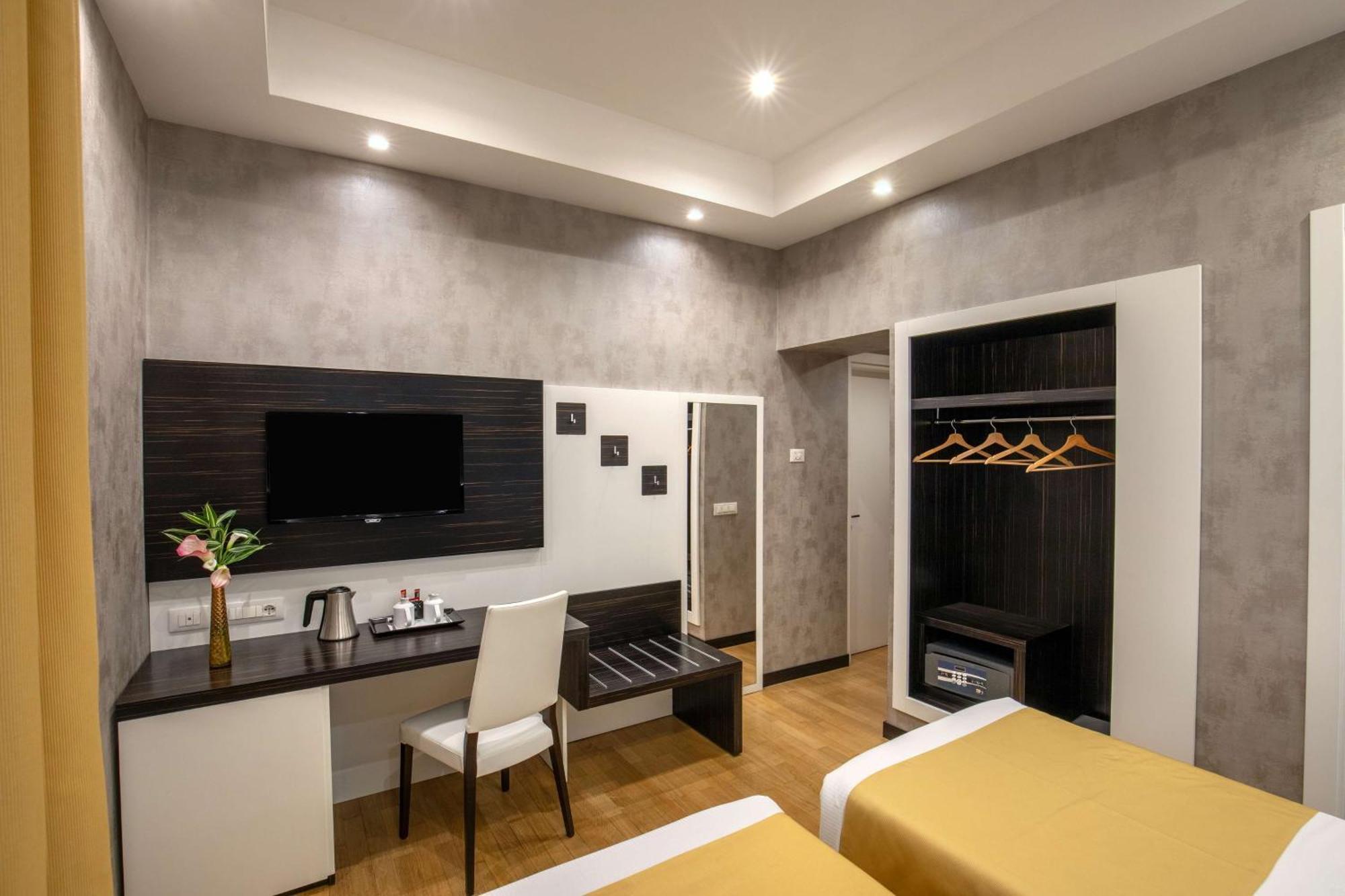 Diana Roof Garden Hotel 4*