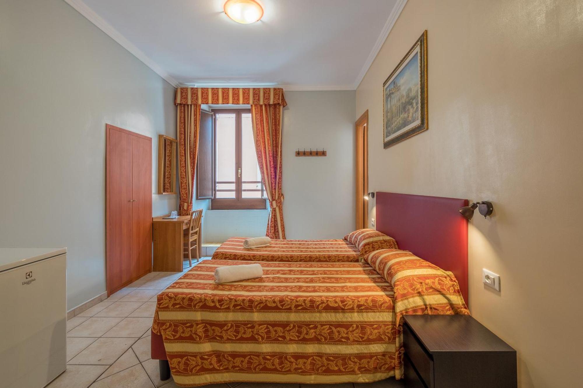 Hostel Alessandro Palace & Bar Rome