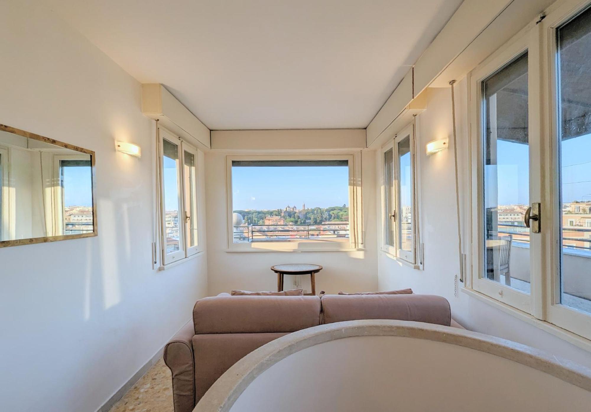 Colosseo Penthouse With 360° View Rooftop Rome
