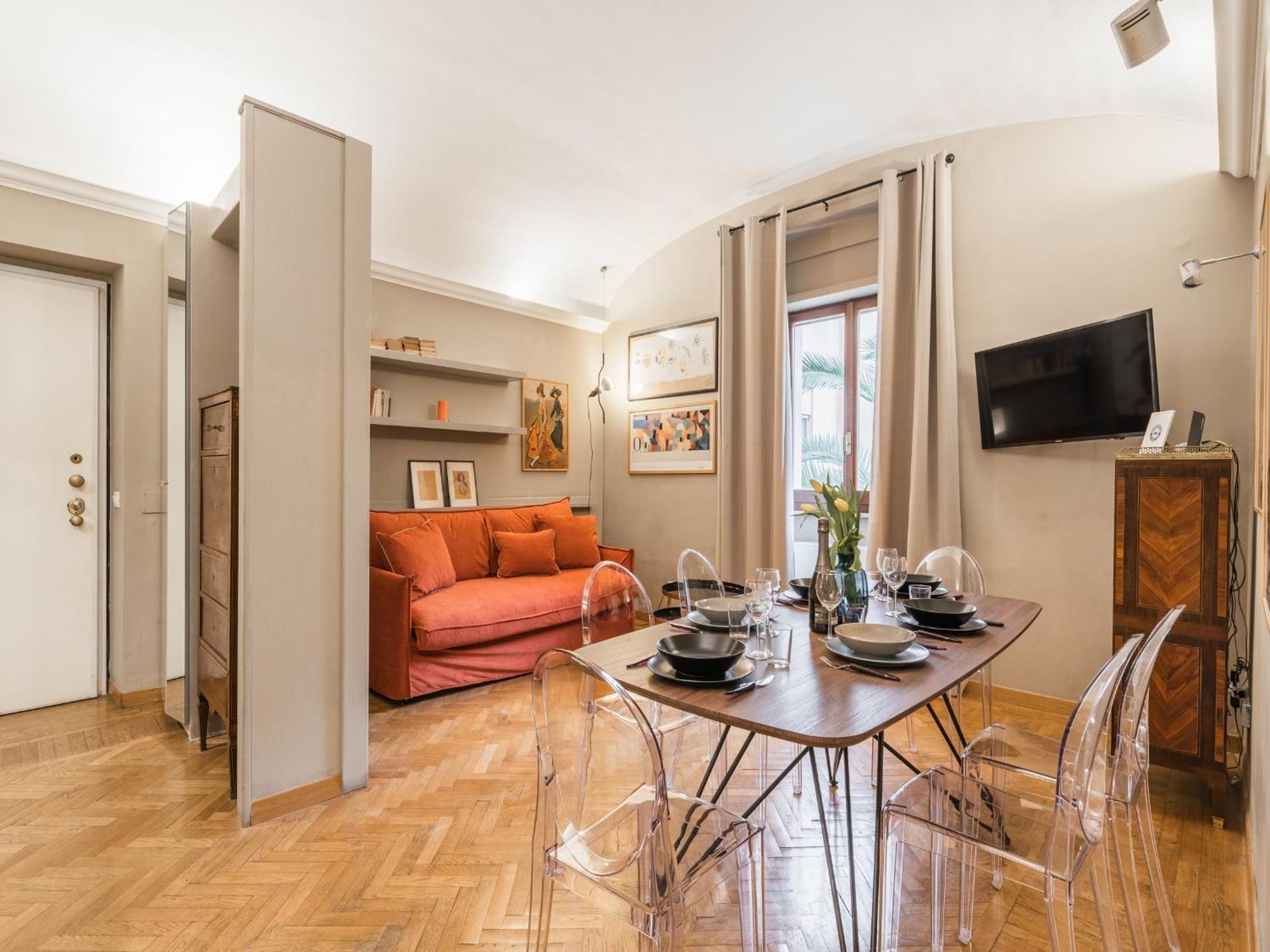 Apartment The Rent - Charming Flat Near Colosseo *