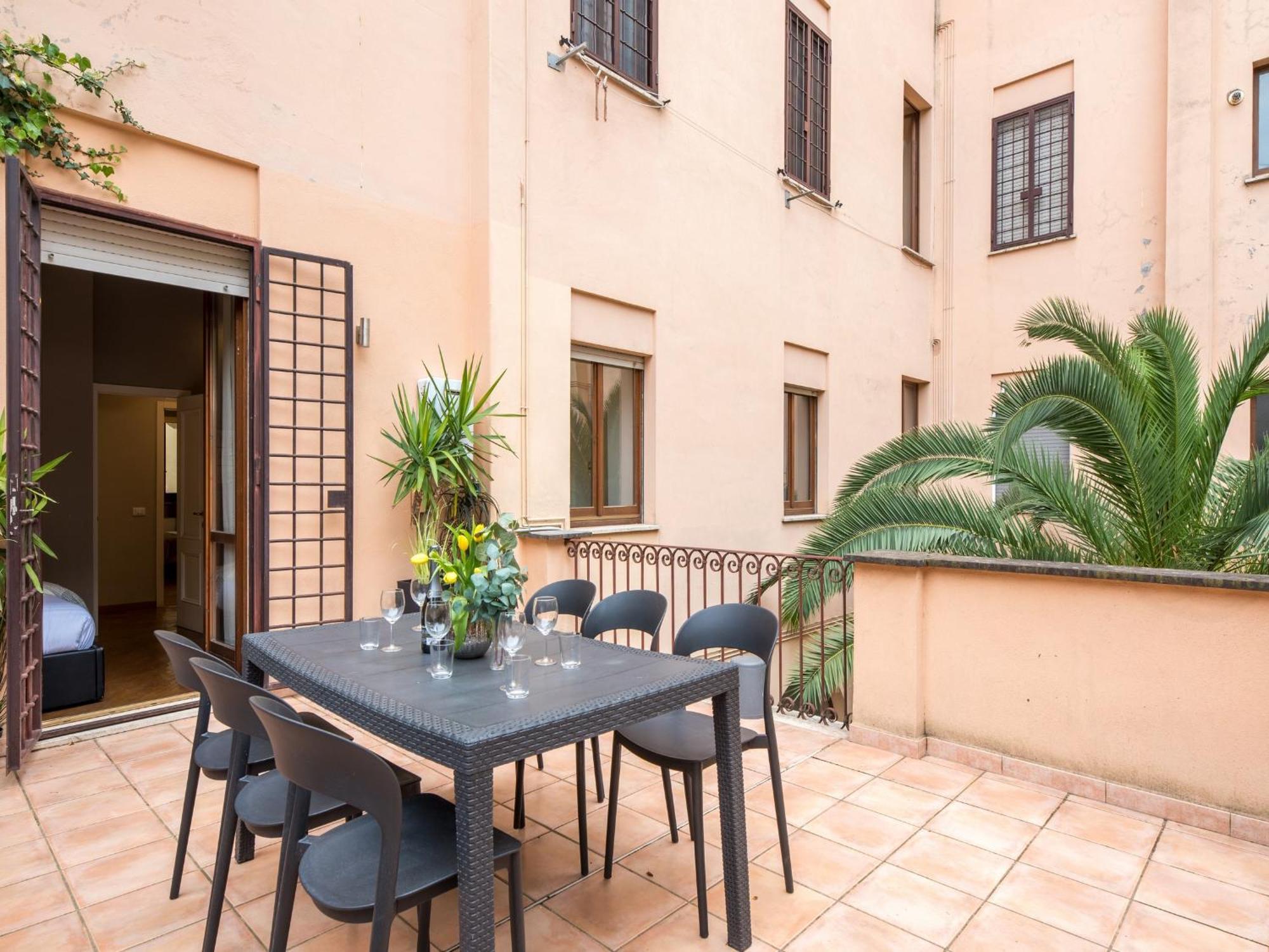 Apartment The Rent - Charming Flat Near Colosseo Rome